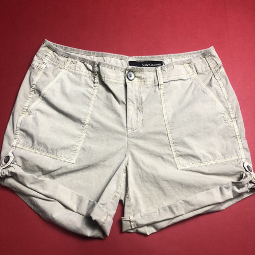 DKNY Jeans Khaki Shorts Women’s Size 12 (0930)