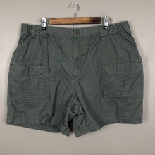 Load image into Gallery viewer, Croft &amp; Barrow Men’s Cargo Shorts Size 42w Gray Casual