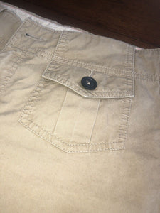 Bannana Republic Women’s Khaki Capris Size 6