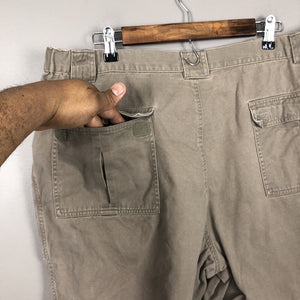 Croft & Barrow Men’s Cargo Shorts Size 42w Green Brown Outdoor