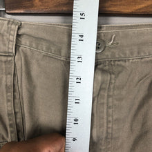Load image into Gallery viewer, Croft &amp; Barrow Men’s Cargo Shorts Size 42w Green Brown Outdoor