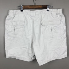 Load image into Gallery viewer, Croft &amp; Barrow Men’s Cargo Shorts Size 42w Casual