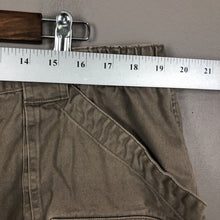 Load image into Gallery viewer, Croft &amp; Barrow Men’s Cargo Shorts Size 42w Green Brown Outdoor