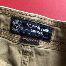 Load image into Gallery viewer, American Eagle Outfitters Active Flex Boys Khaki Cargo Shorts Size 26