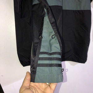 Adidas Jacket Adult Size Medium Color Black/Gray