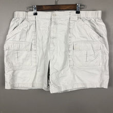 Load image into Gallery viewer, Croft &amp; Barrow Men’s Cargo Shorts Size 42w Casual