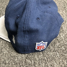 Load image into Gallery viewer, 9Fifty New England Patriots Snapback Hat One Size Fits Most Embroidered