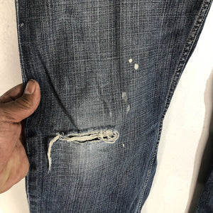 Levis 559 Jeans Men’s Size 38W 32L Medium Wash Red Tag (Some Distressing)