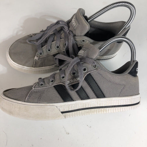 Adidas Sneakers Boy’s Size 4 Color Gray Lace Up